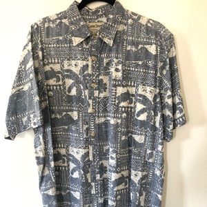 *SOLD* Men’s classic Hawaiian Shirt